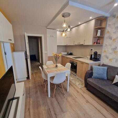 Brand New Luxury Flat In The City Center Varna Exterior foto